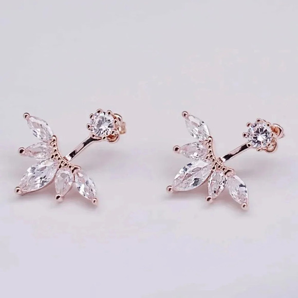 NEW! Dainty “Esther” RG Crystal Leaf Cuff Earrings - Picture 1 of 12